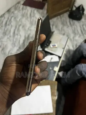 Apple iPhone 11 Pro 64 GB Gold