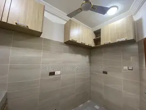 4bdrm Townhouse / Terrace in Madina Estate, East Legon for rent