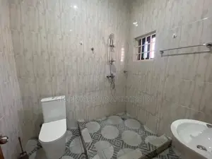 4bdrm Townhouse / Terrace in Madina Estate, East Legon for rent