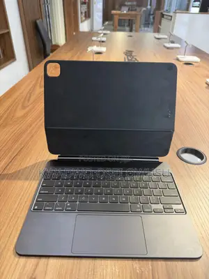 Apple Magic Keyboard Black 13inch