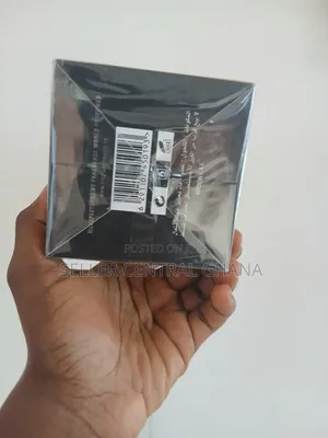 Hiyaati Perfume