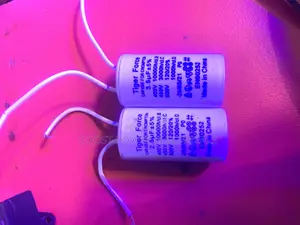 White Fan Capacitor 2.5uf, 3.5uf (100 in a Box)