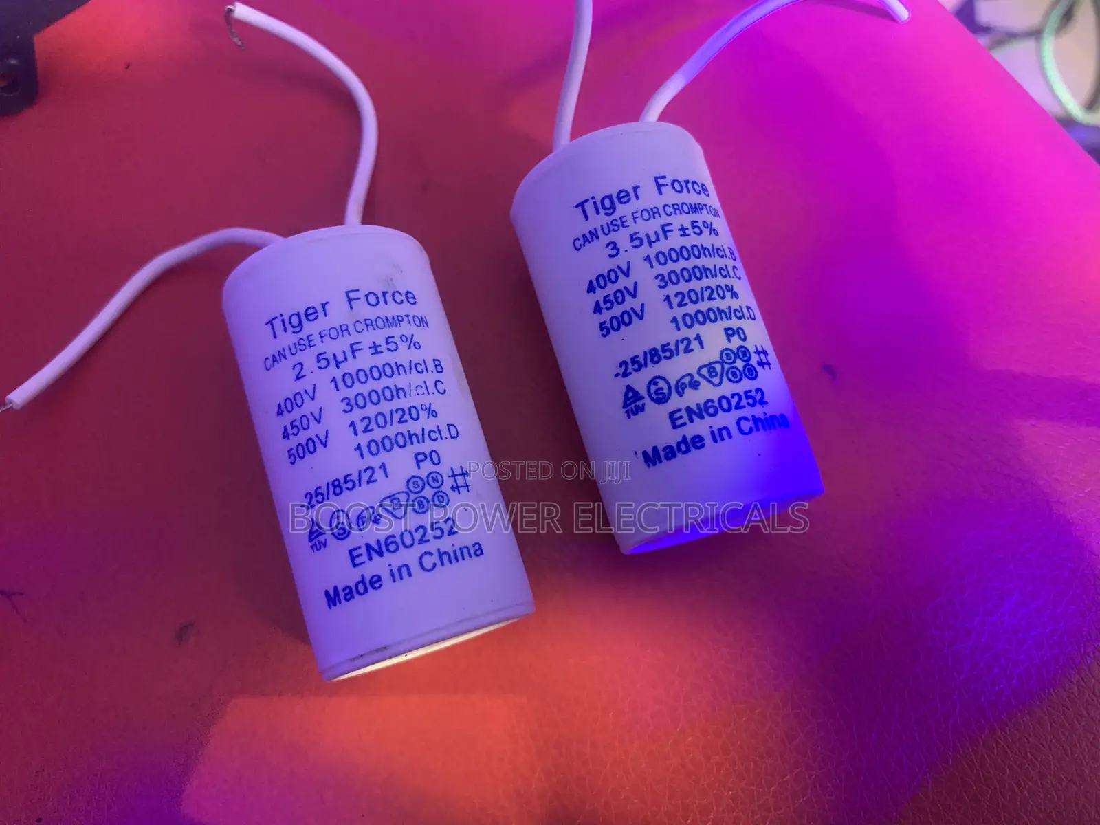 White Fan Capacitor 2.5uf, 3.5uf (100 in a Box)