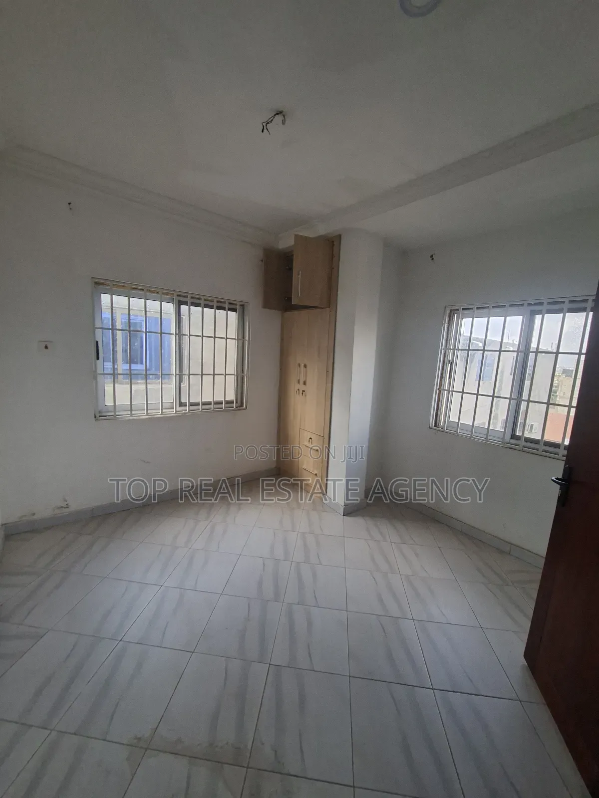 2bdrm Apartment in Pillar 2, Dome for rent