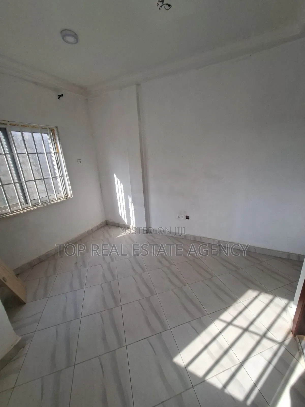2bdrm Apartment in Pillar 2, Dome for rent