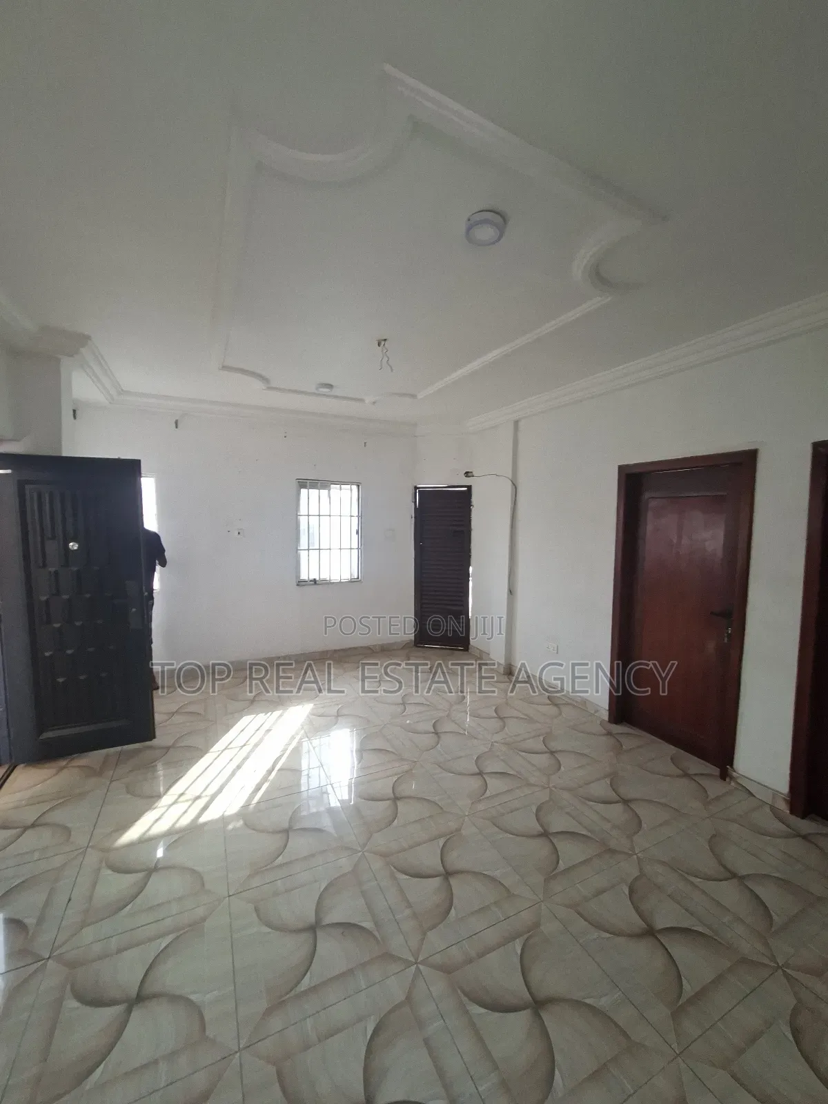2bdrm Apartment in Pillar 2, Dome for rent