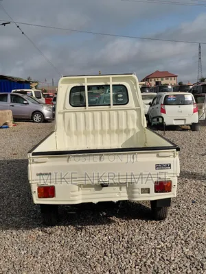 Daihatsu Hijet 2006 White