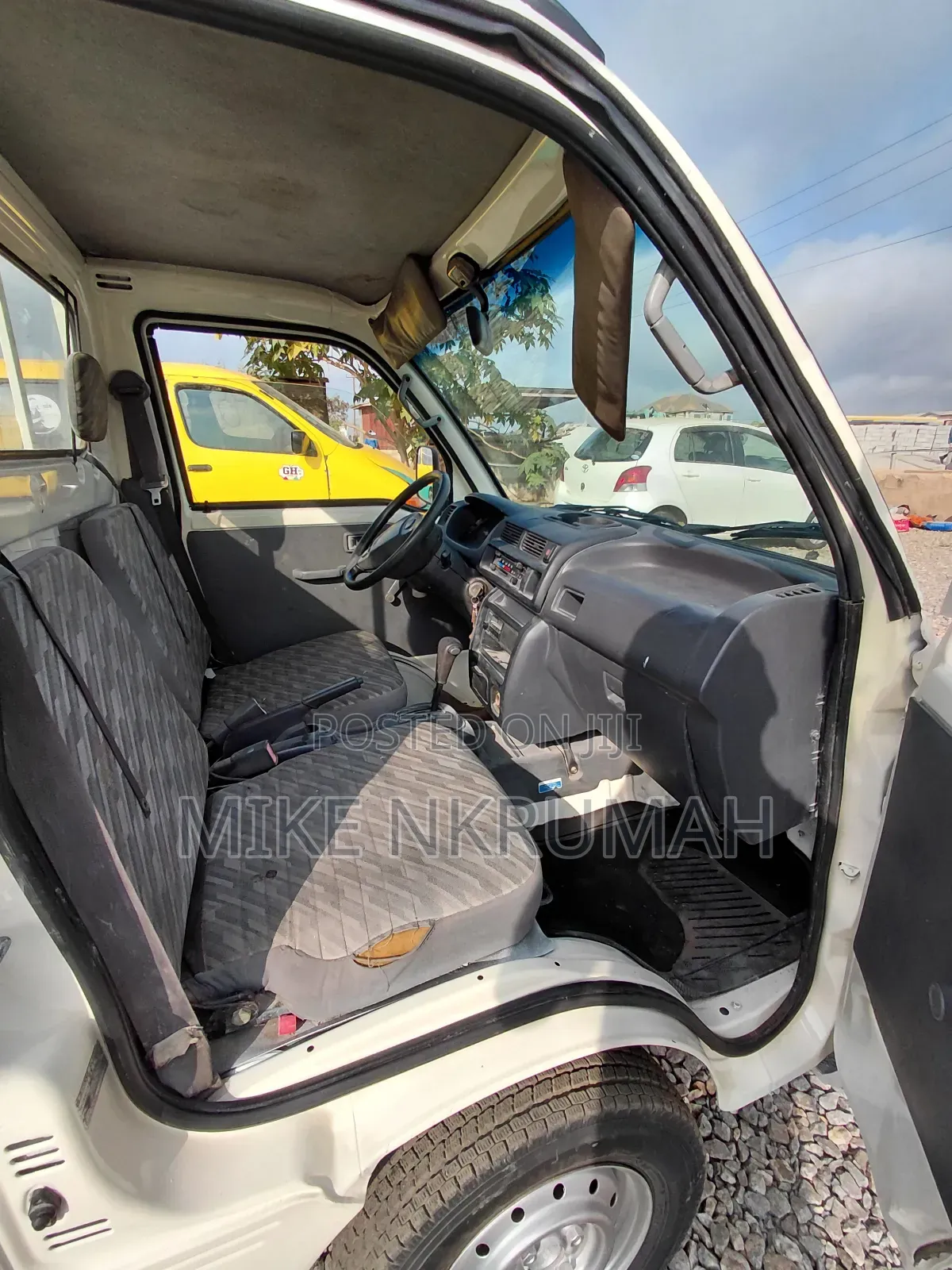 Daihatsu Hijet 2006 White