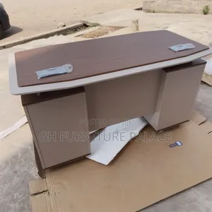 Single Desk