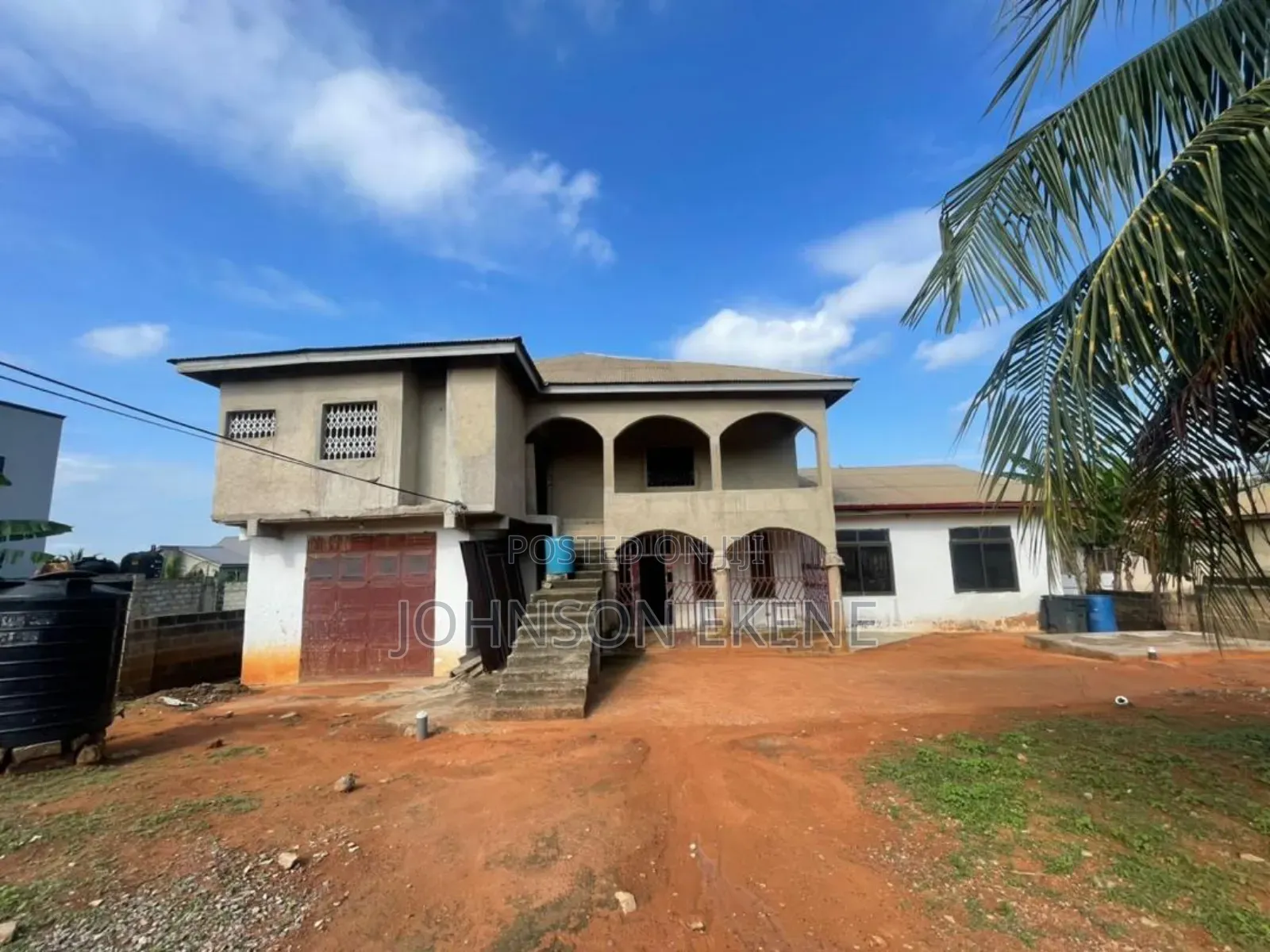 8bdrm House in Dome for sale