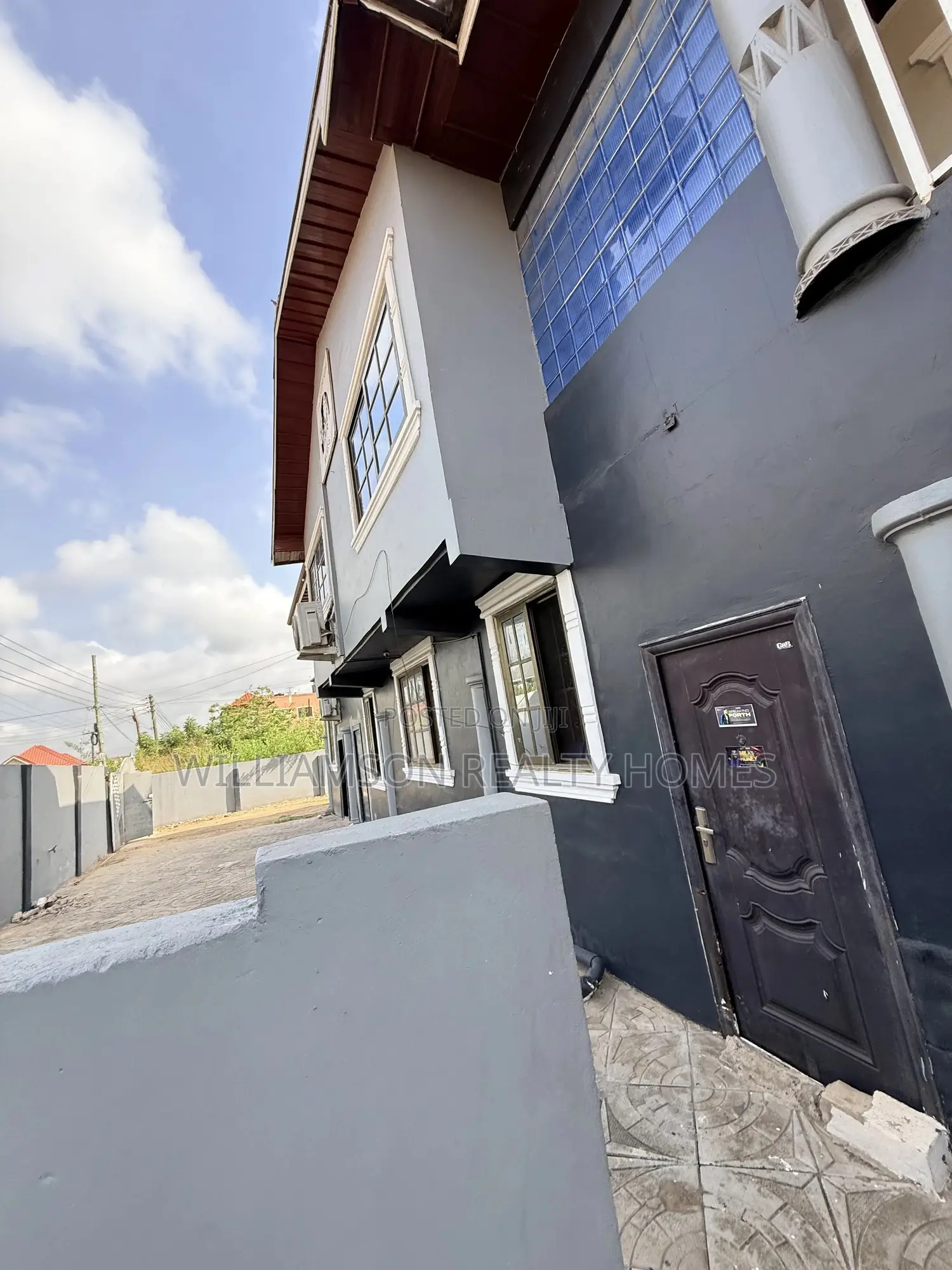 1bdrm Apartment in Hfc Estate Area, Spintex for rent