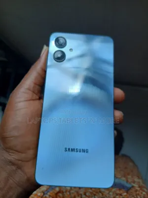 New Samsung Galaxy A06 64 GB Black