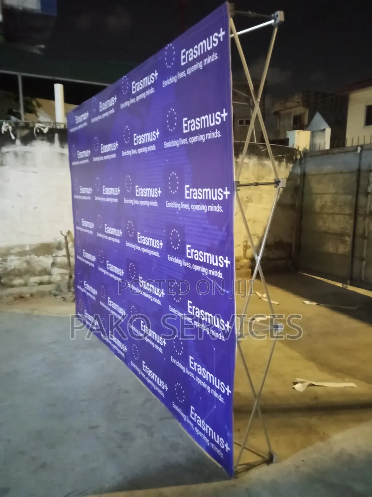 Backdrop Stands