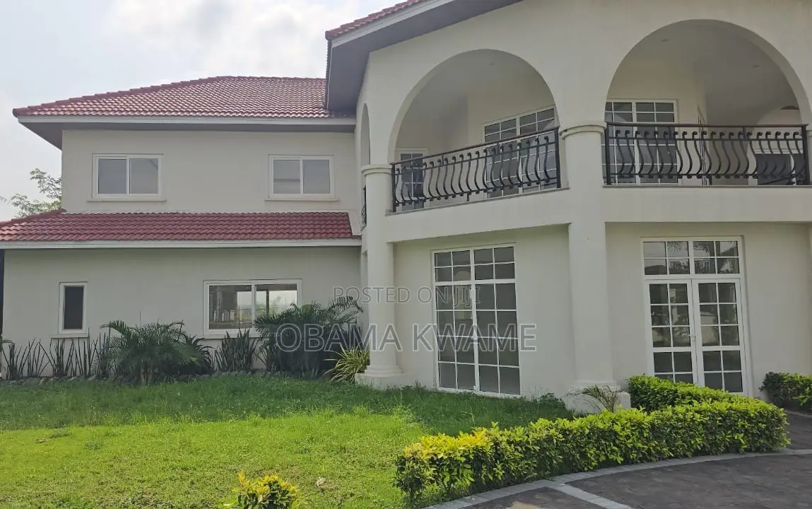 6bdrm Mansion in American House for sale