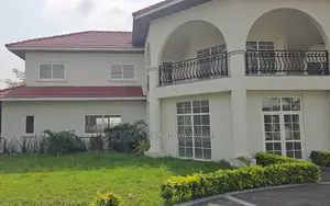 6bdrm Mansion in American House for sale