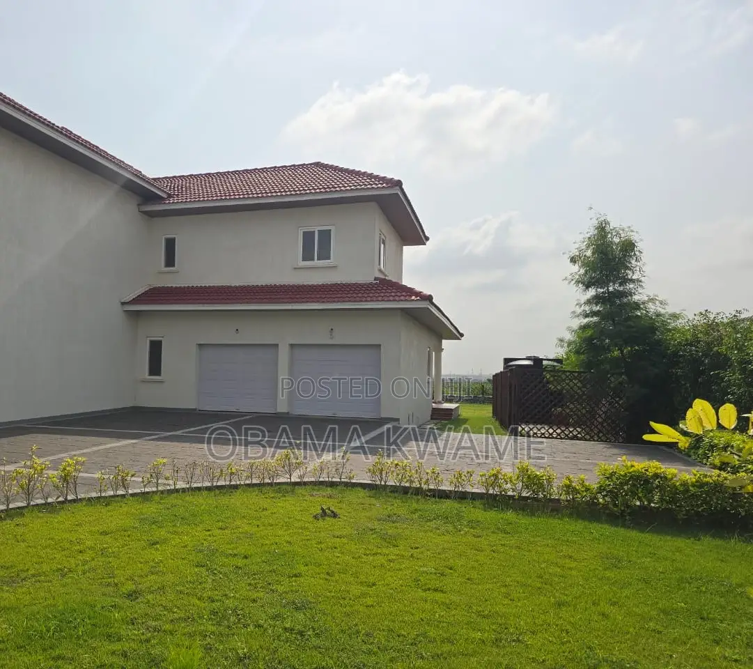 6bdrm Mansion in American House for sale