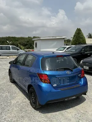 Toyota Yaris LE Hatchback 3dr 2016 Blue