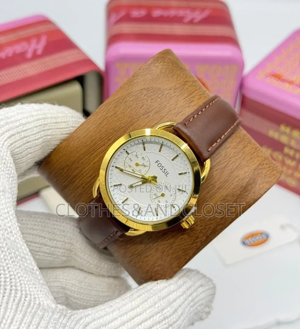 Ladies Fossil Watches