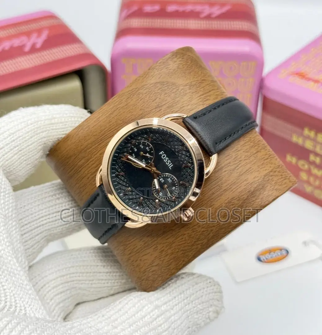 Ladies Fossil Watches