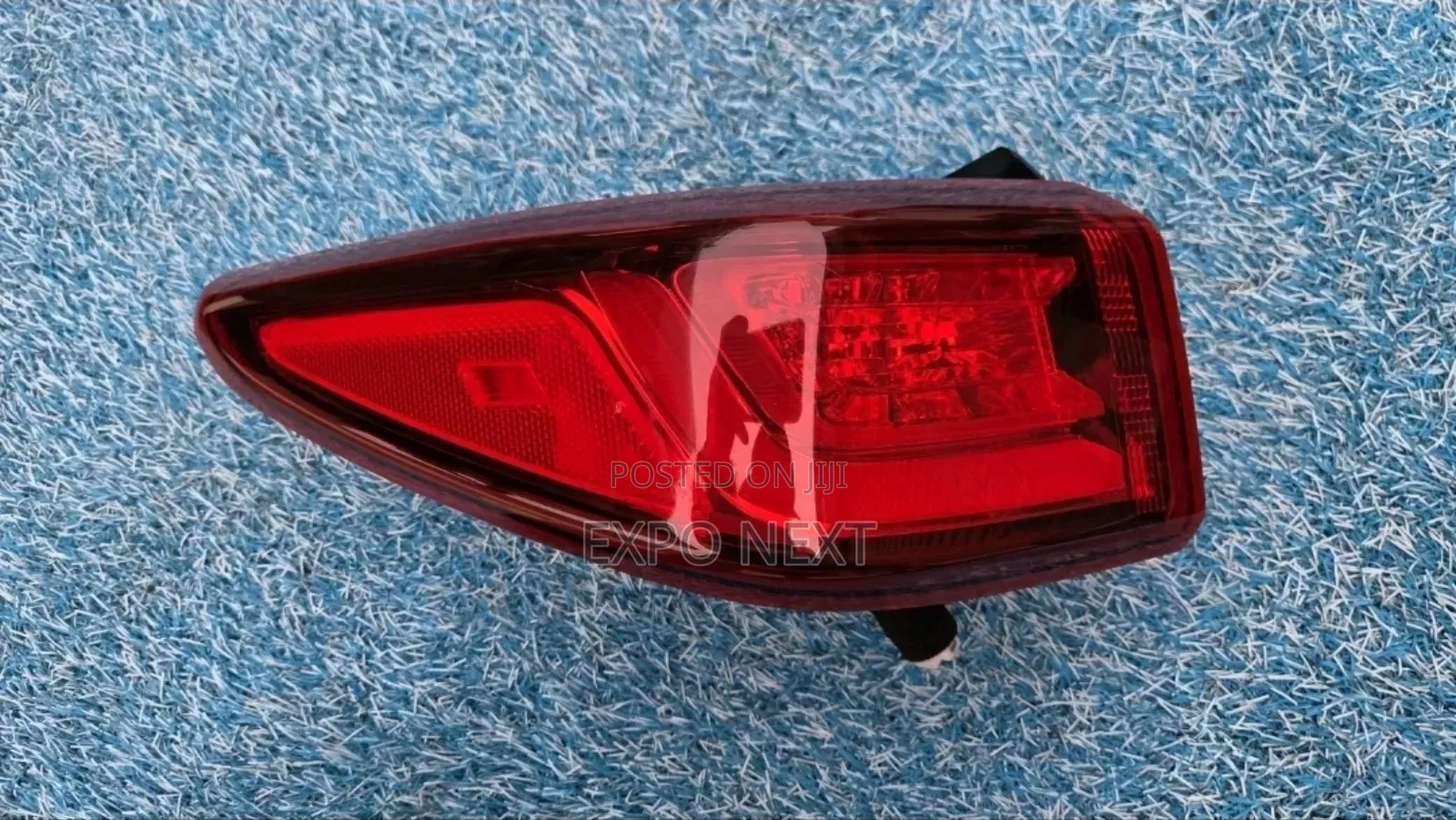 2018-2021 Hyundai Kona Right Passenger Outer Taillight  Oem
