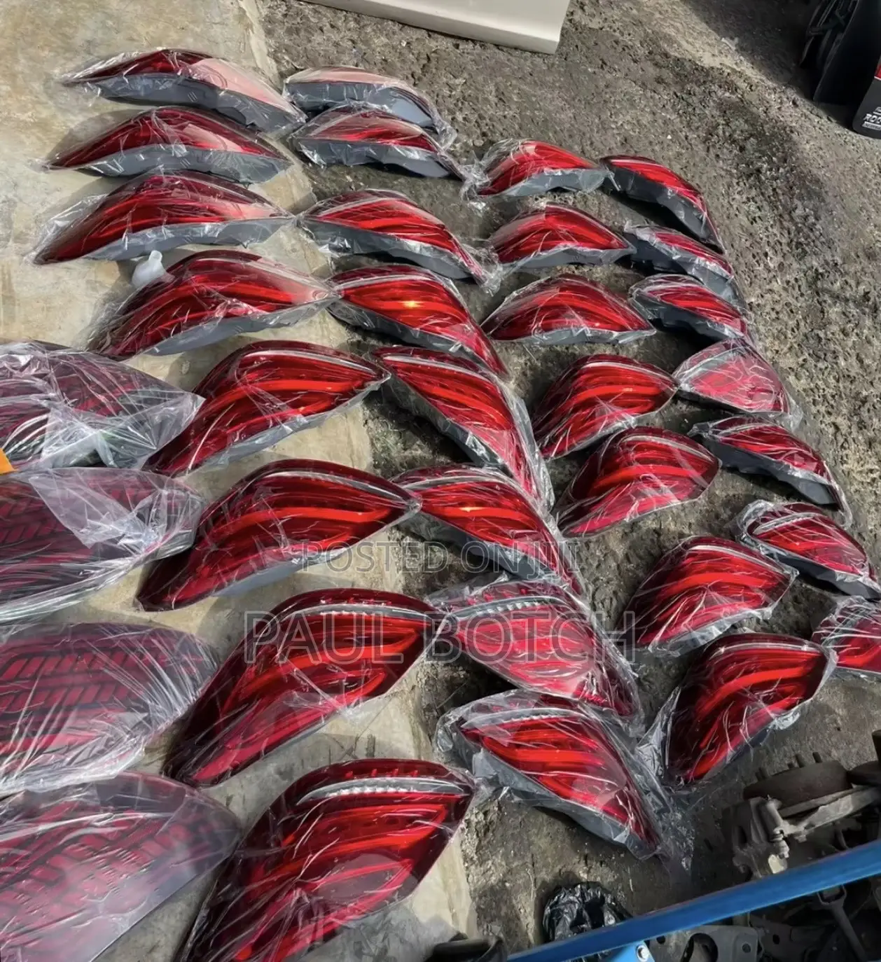 Mercedes-Benz C300 2016-2017 Tail Light