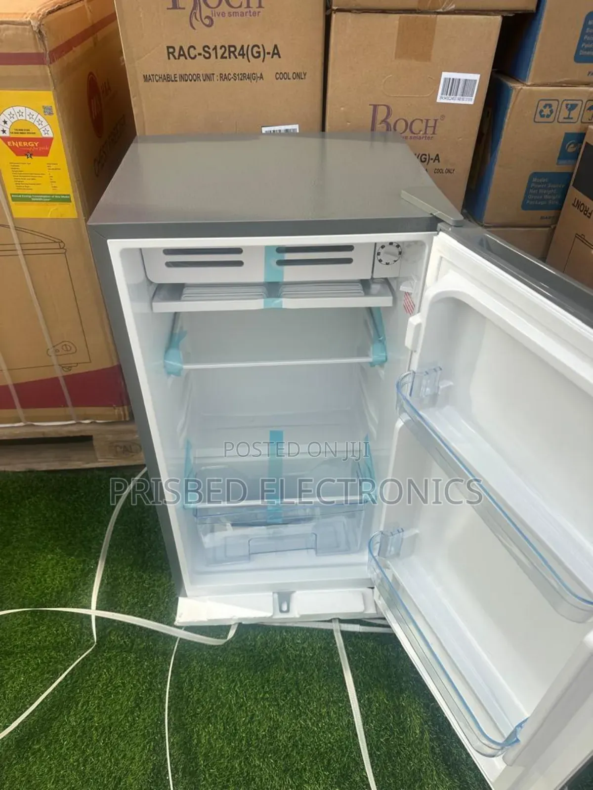 Chigo Durable Table Top Fridge 92 Litres