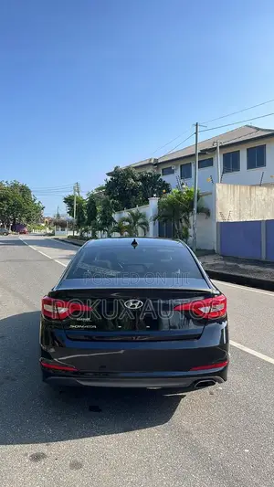 Hyundai Sonata Sport 2.0T Sedan FWD (2.0L 4cyl 6A) 2017 Black
