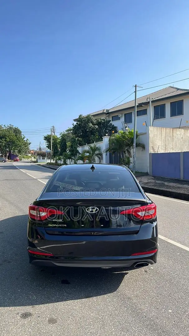 Hyundai Sonata Sport 2.0T Sedan FWD (2.0L 4cyl 6A) 2017 Black