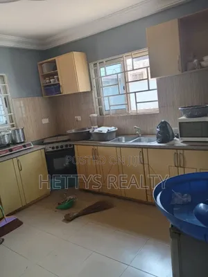 4bdrm House in Oyarifa for sale