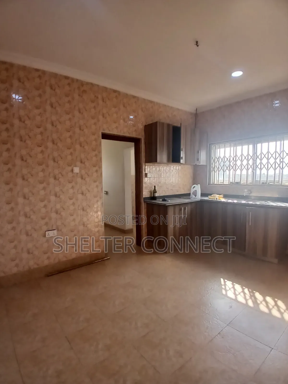 4bdrm Apartment in Teiman, Oyarifa for rent