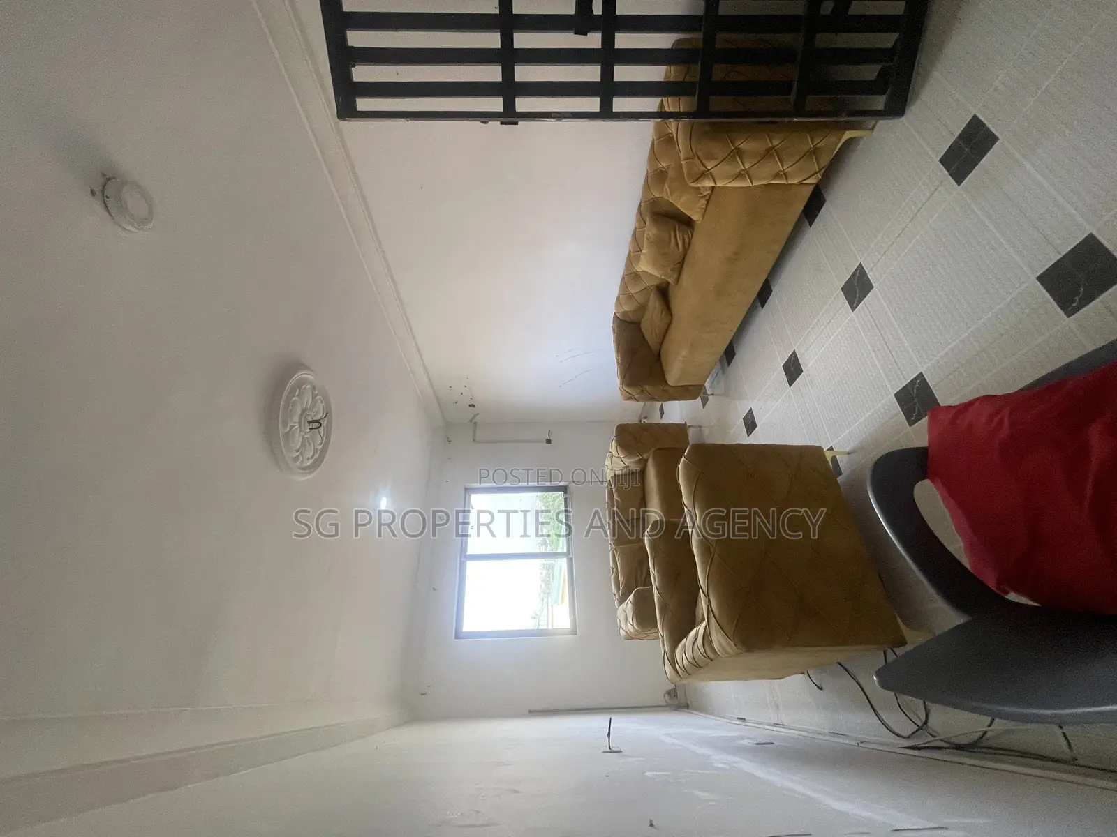 2bdrm Apartment in Lashibi, Sakumono for rent