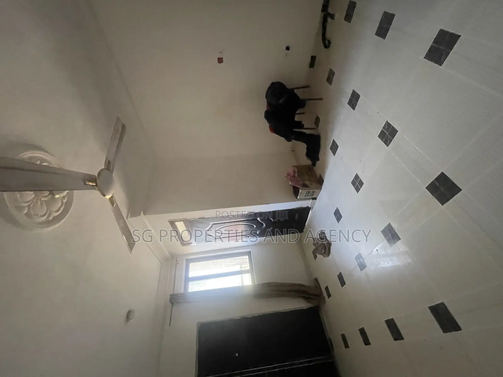 2bdrm Apartment in Lashibi, Sakumono for rent