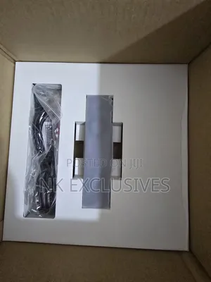 Wemax Vogue Pro Smart Projector