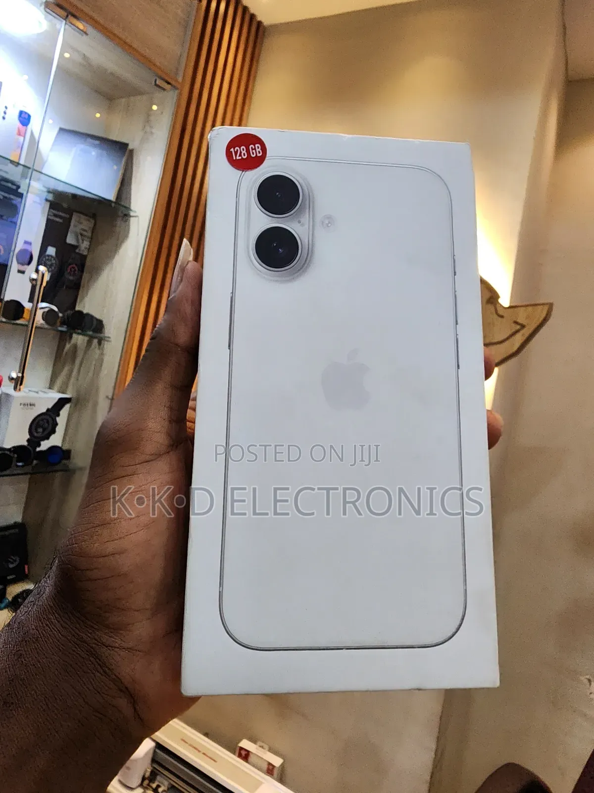 New Apple iPhone 16 128 GB White