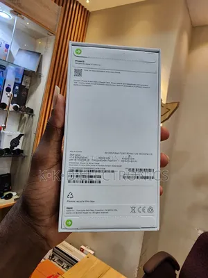 New Apple iPhone 16 128 GB White