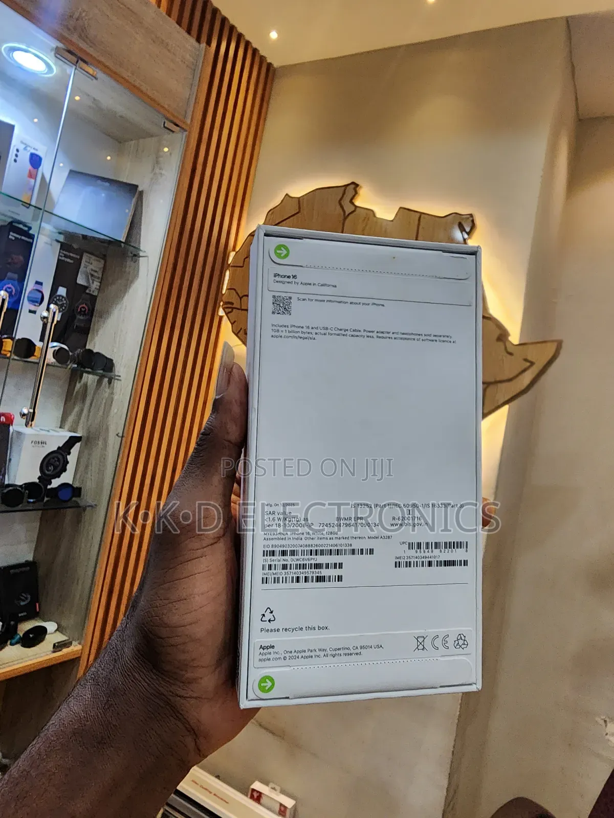 New Apple iPhone 16 128 GB White