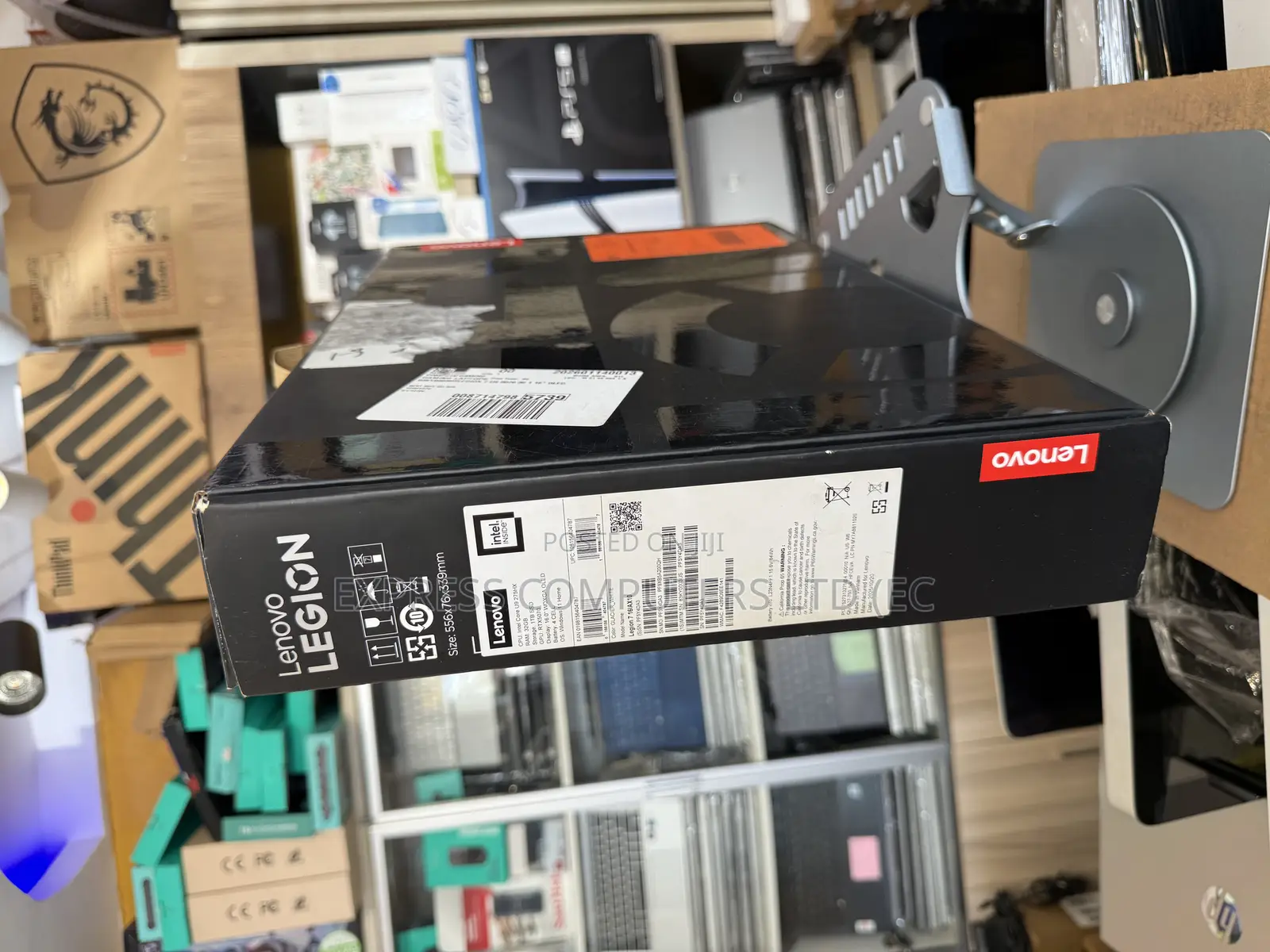 New Laptop Lenovo Legion 7 32GB Intel Core Ultra 9 SSD 1T