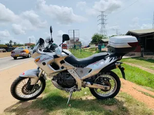 Aprilia Pegaso 2010 Silver