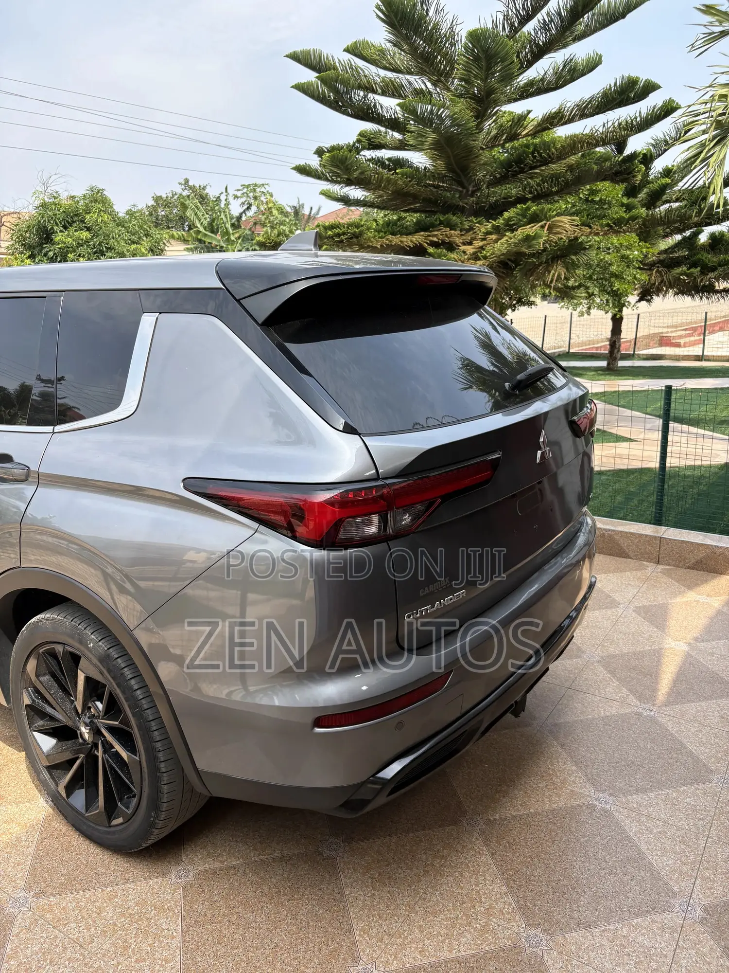 Mitsubishi Outlander Sport SE 2022 Gray