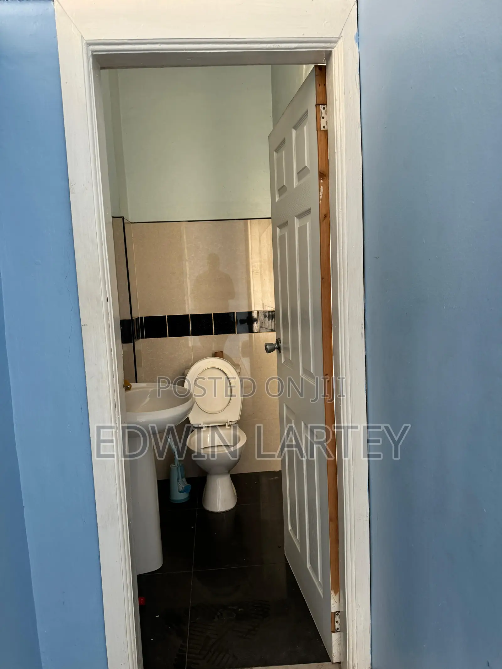 Shop/Office Space for Rent