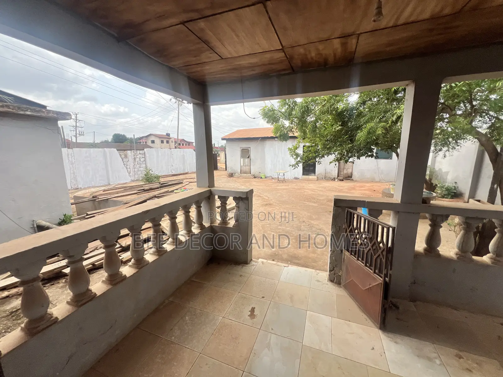 3bdrm House in Bee  Decor & Homes, Agbogba for sale