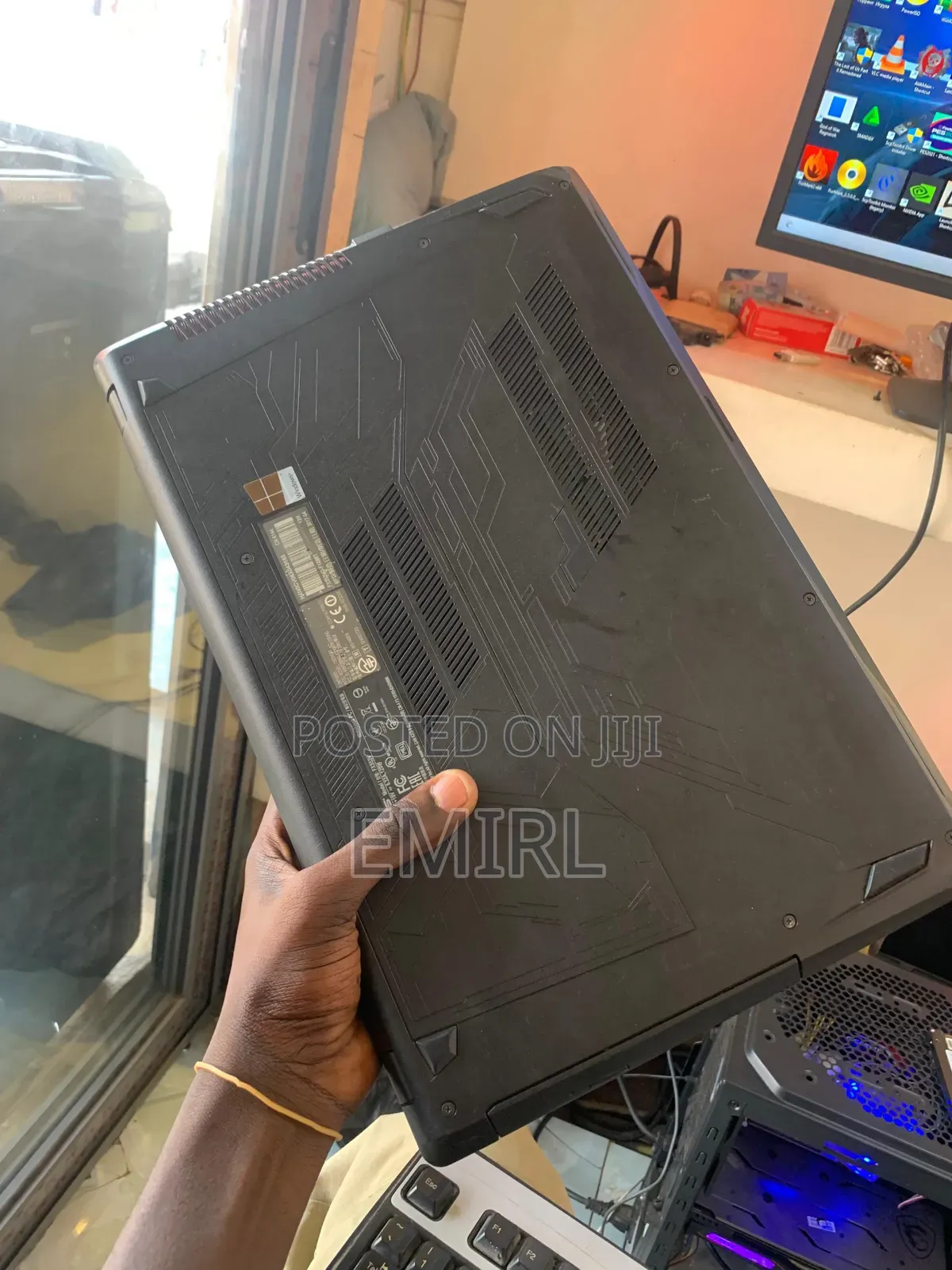 Laptop Asus TUF Gaming FX504 12GB Intel Core I7 HDD+SSD 500GB