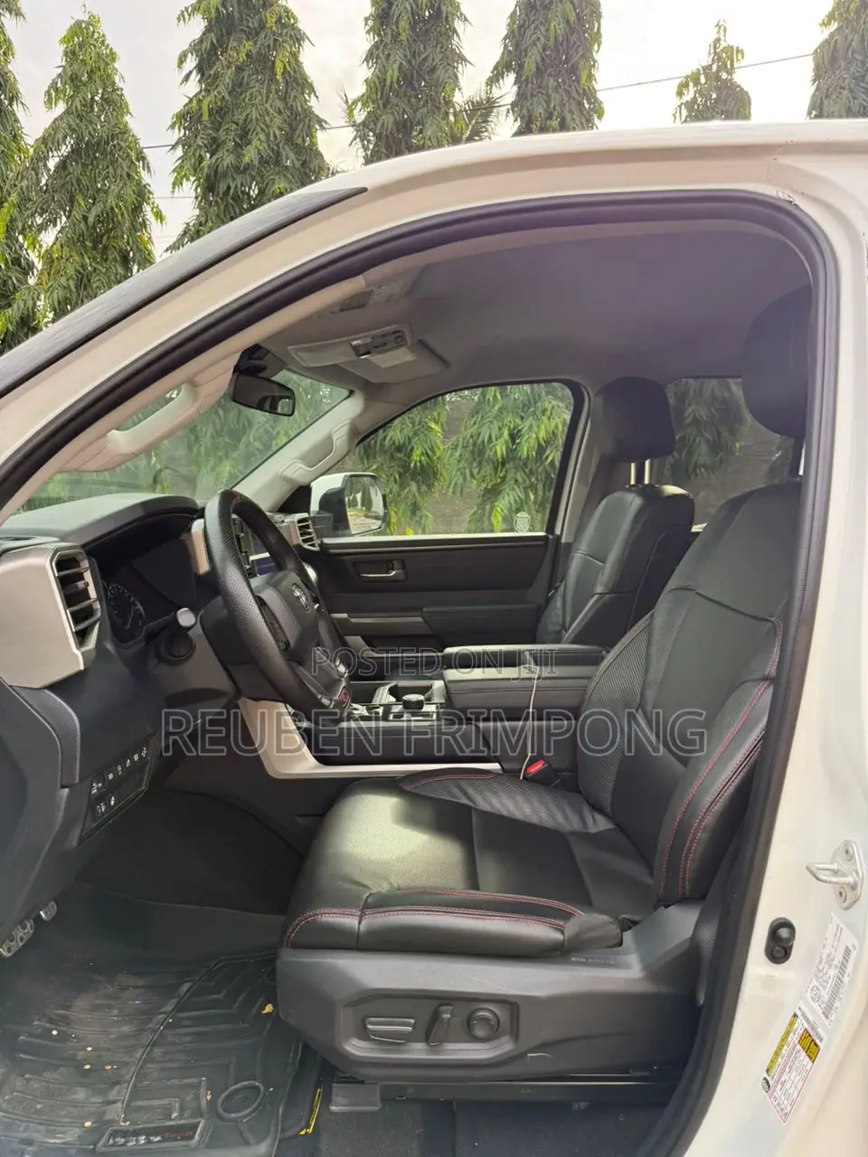 Toyota Tundra SR5 CrewMax 5.5' Bed 2024 White