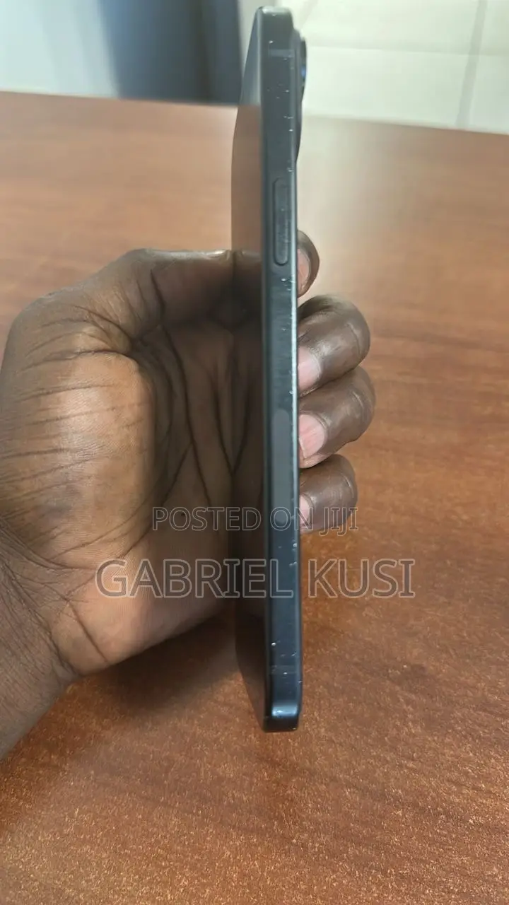 Apple iPhone 15 Plus 128 GB Black