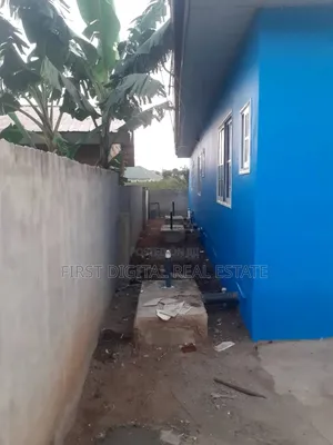 5bdrm Apartment in First Digital Real, Kasoa for sale