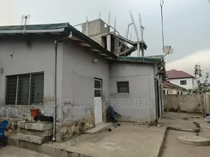 3bdrm House in Adjiringanor School, Adjiriganor for sale