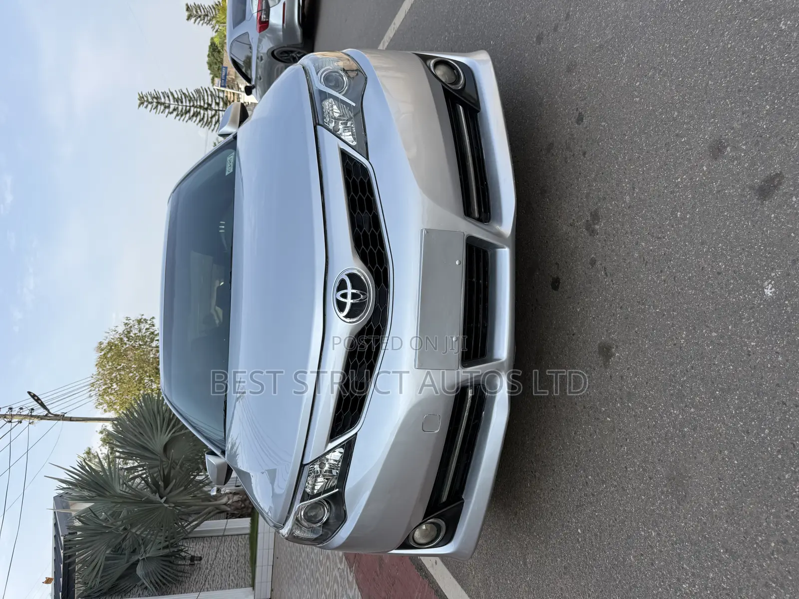 Toyota Camry SE 4dr Sedan (2.5L 4cyl 6A) 2014 Gray