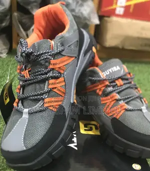 Sneakers Boot