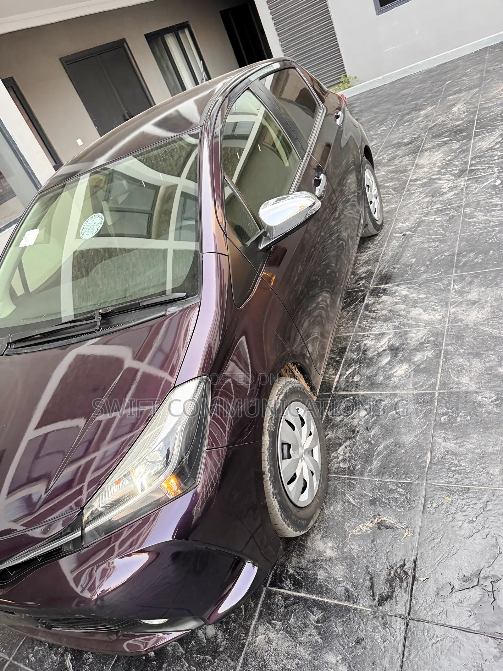 Toyota Vitz 1.5 FWD 3dr 2015 Purple