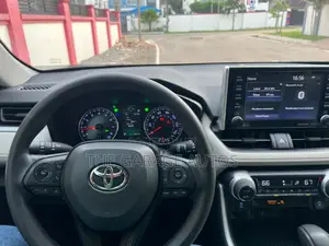 Toyota RAV4 XLE AWD 2020 Gray